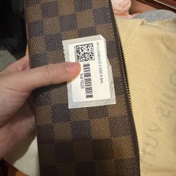 Authentic LV Wallet 