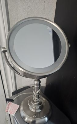 Light Mirror For Make Up