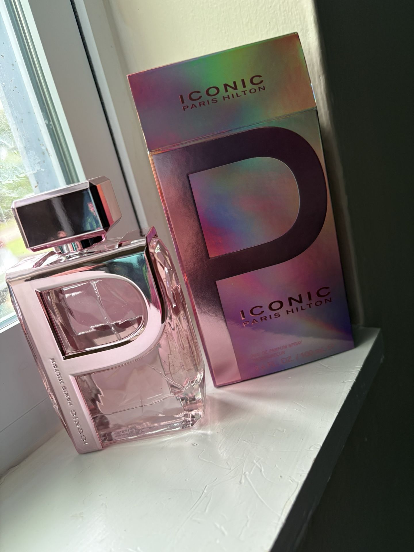 ICONIC Eau de Parfum 3.4oz