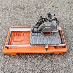 RIDGID 9-Amp 7” Wet Tile Saw