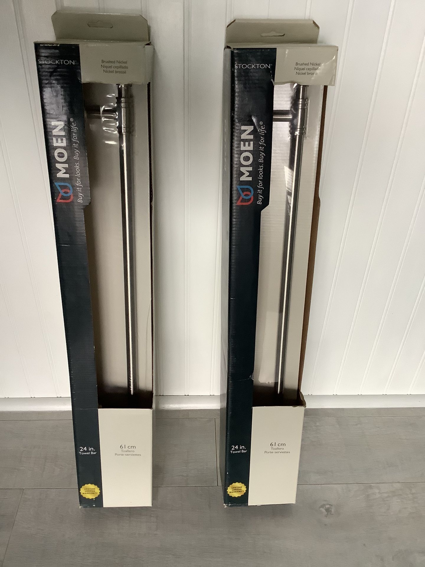Moen DN4124BN Stockton 24-Inch Towel Bar, Brushed Nickel- Limited Lifetime Warranty