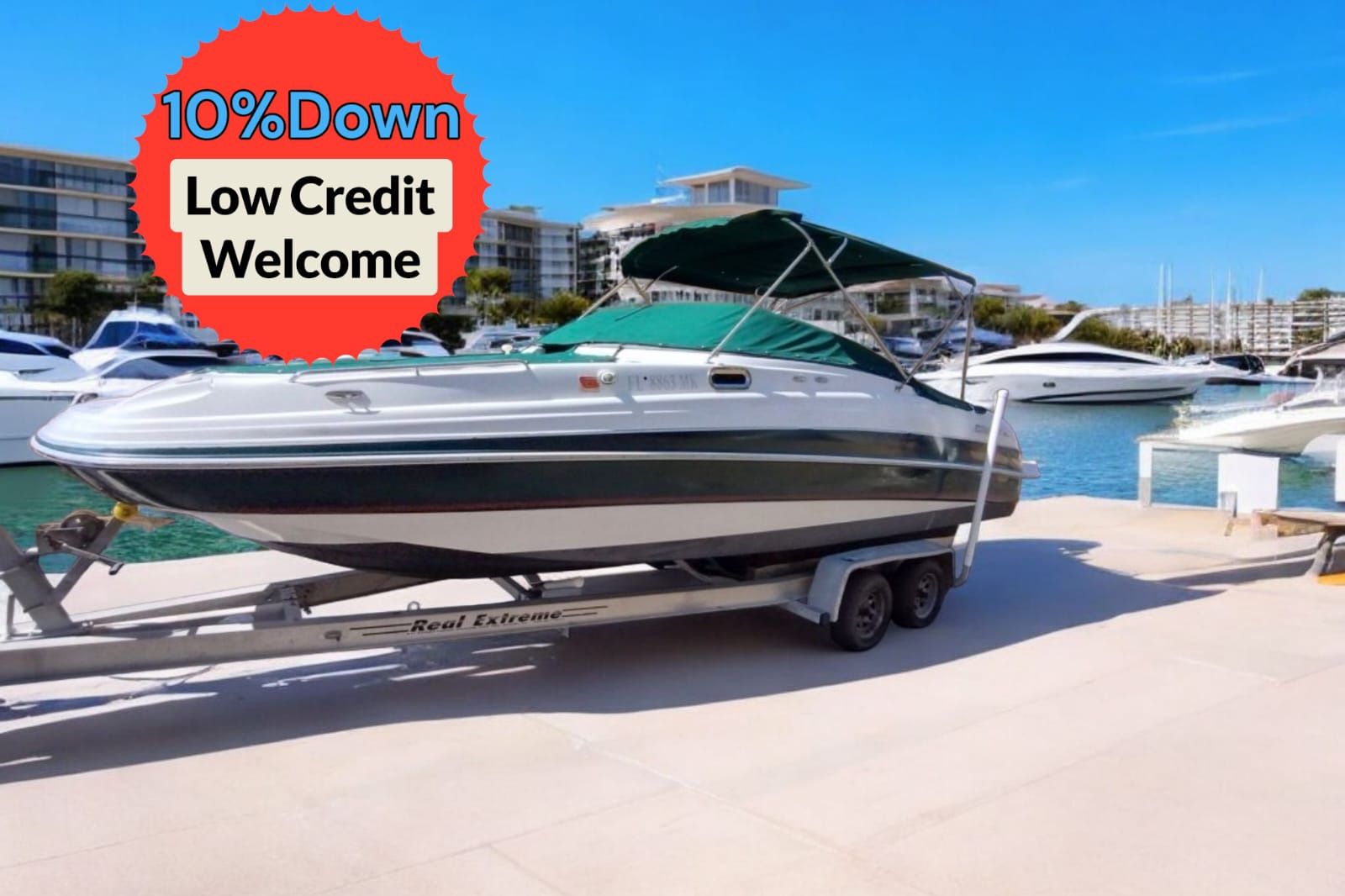2004 FourWinns 26’ Deck Boat