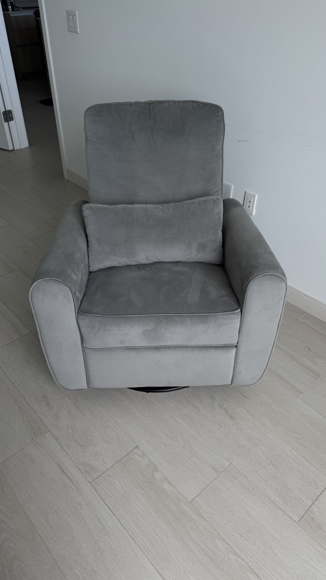 Glider Rocking Chair for Nursing