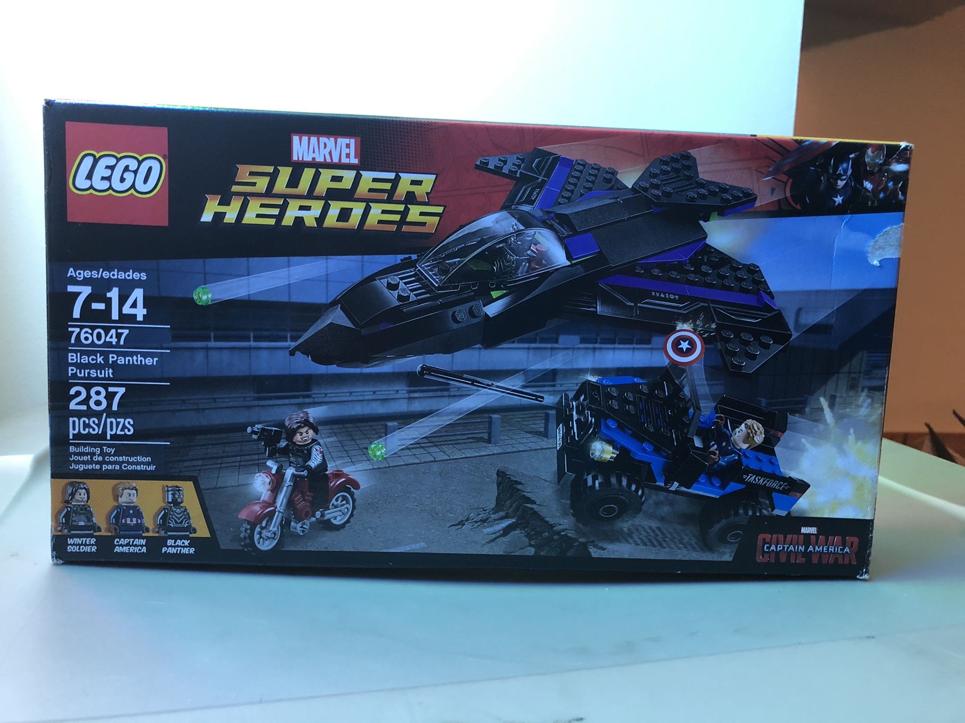 LEGO Marvel Captain America Black Panther Pursuit Complete Set with Box