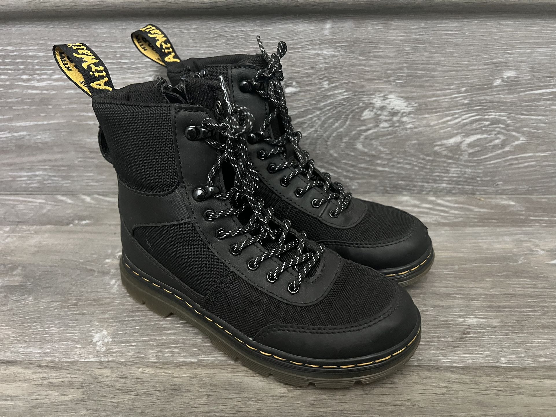 Dr Martins Boots 🥾 Comb Tech (Kids Size 1)