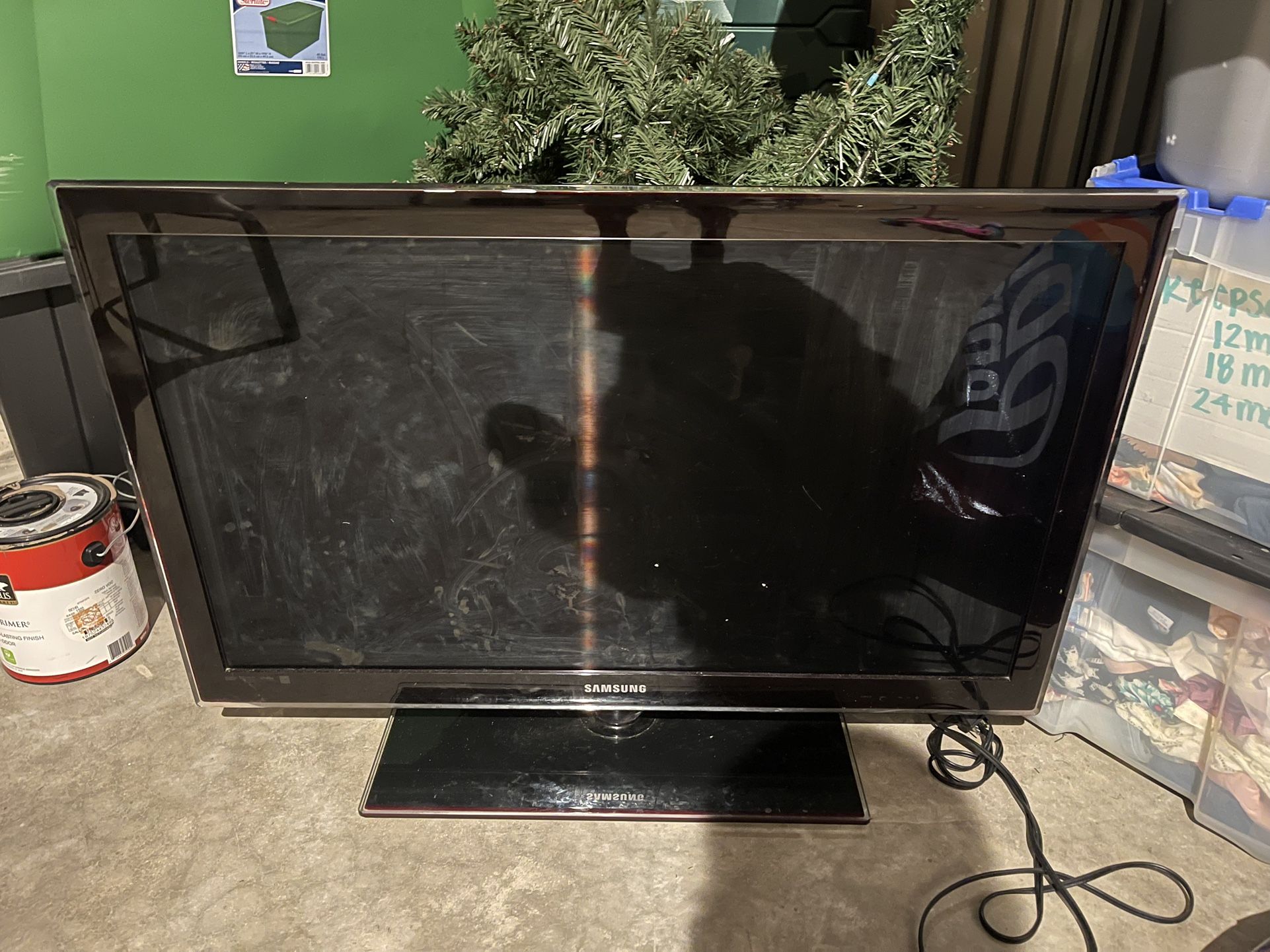 32in Samsung TV