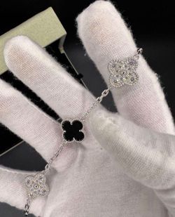 Moissanite