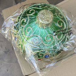 KRINGLE EXPRESS CHRISMTAS ORNAMENT LIT GREEN INDOOR OUTDOOR