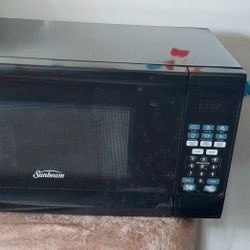 Sunbeam Black Microwave