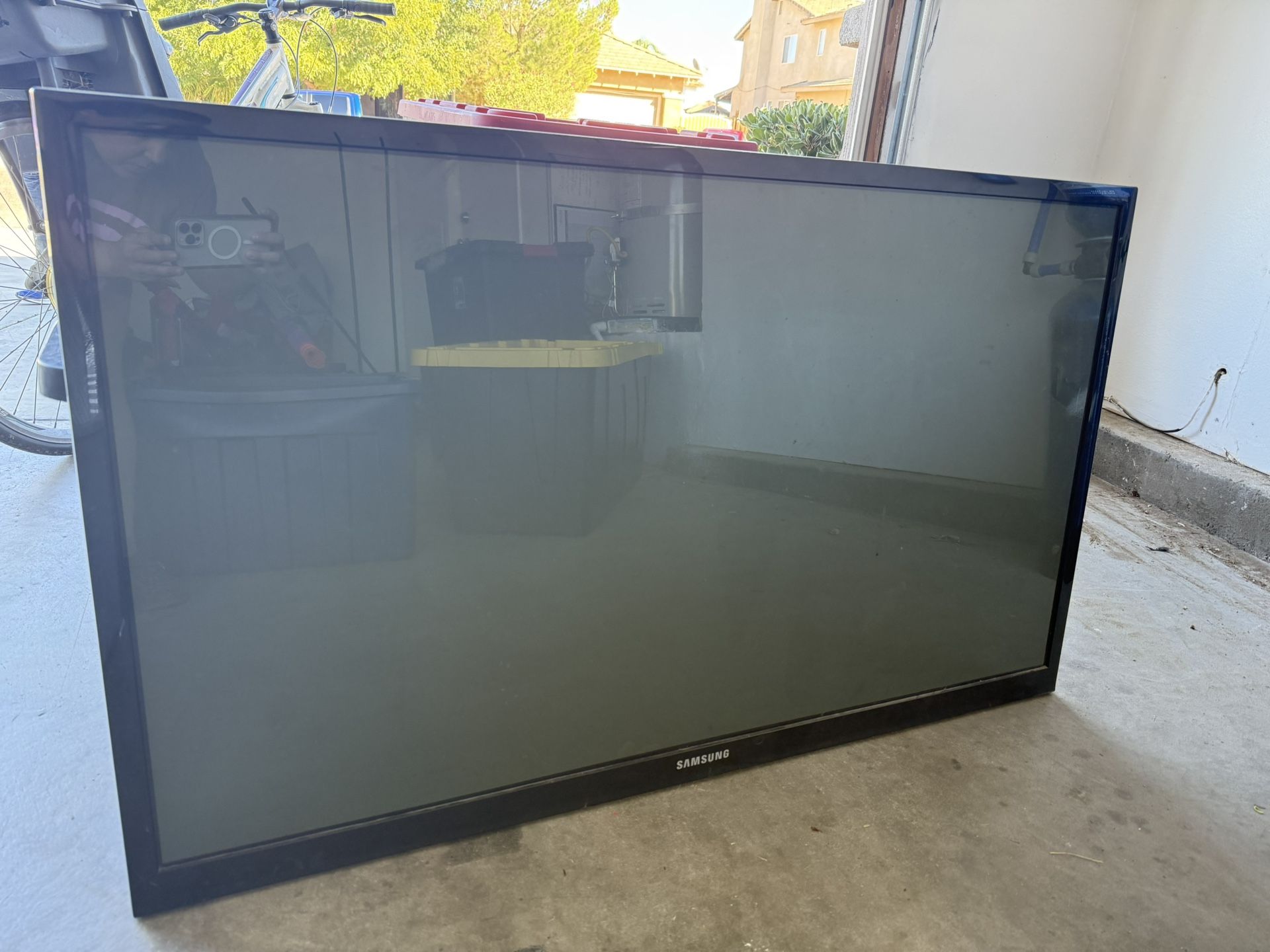 55” Samsung TV