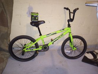 Mad Gear 20" BMX Bike + Brand New Slime Self-Sealing Inner Tube