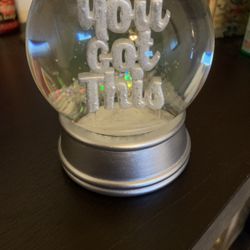 Snow Globe 