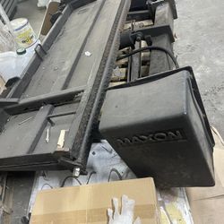 Maxon 40” Lift Gate 