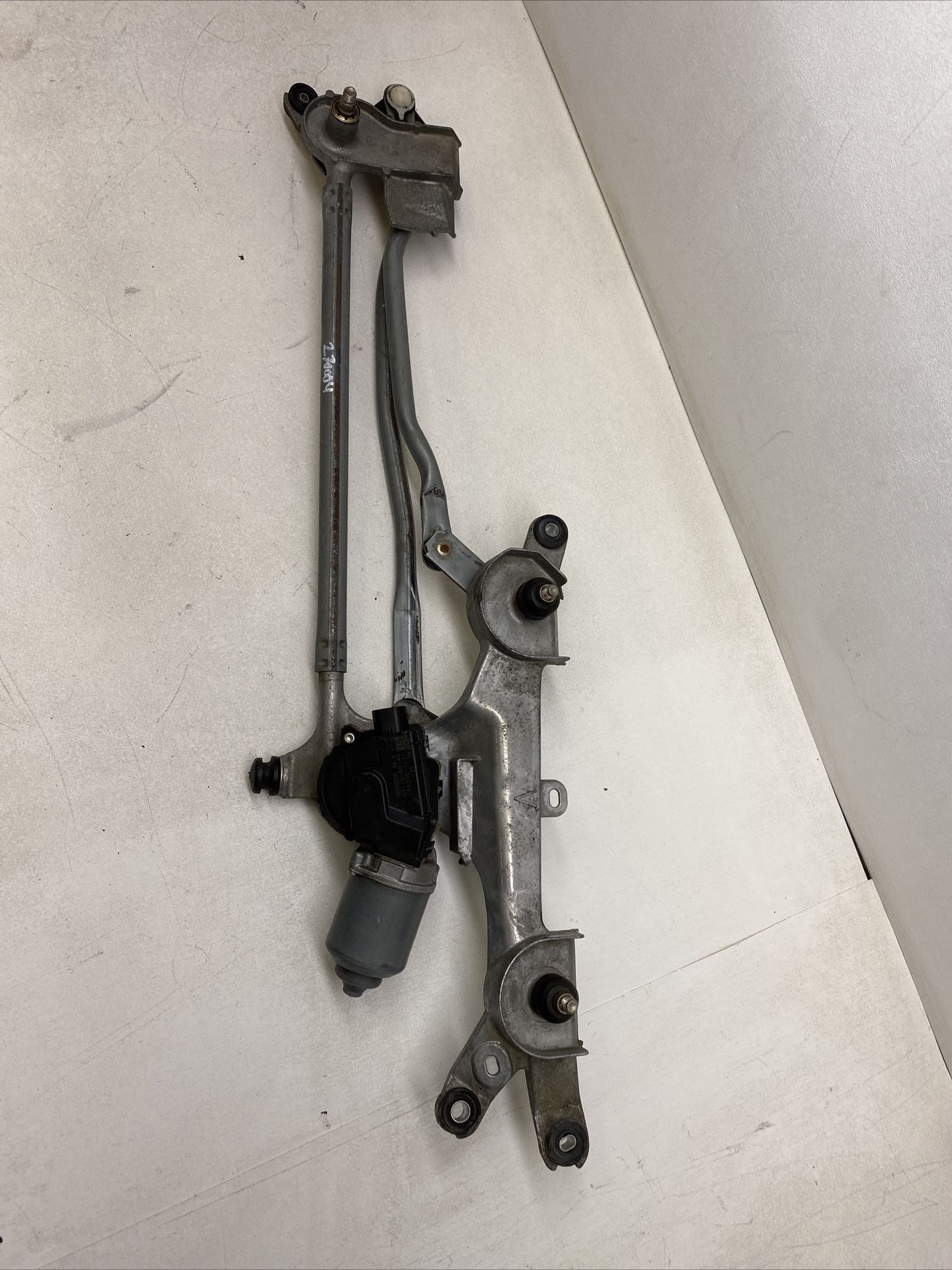 2010-15 Toyota Prius Windshield Wiper  W/ Motor OEM 85110-50140