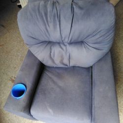 Mini Recliner Just $20 Need Gone Today 