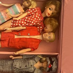 Vintage Barbie Dolls, Cases & Accessories 