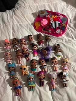 LOL DOLLS WITH CASE