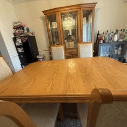 Dining Room Set (Table w/ 6 Chairs, China Cabinet w/ Hutch