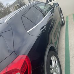 Mercedes Benz- GLA (contact info removed) Model