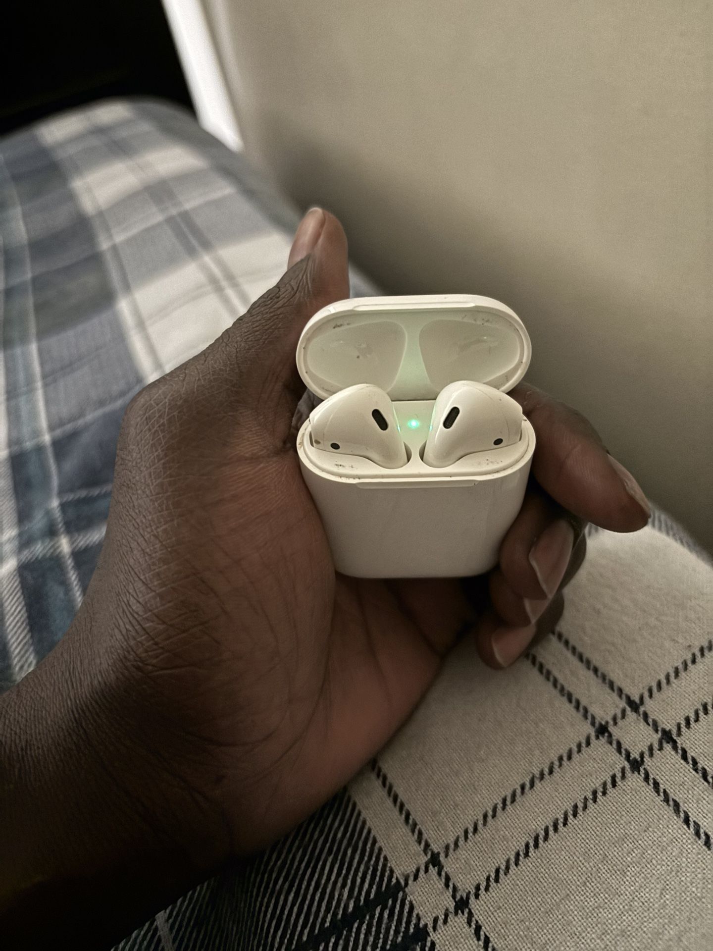 Apple AirPods