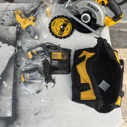 New Dewalt  Drill And 6.5” Circular Saw  Kit 