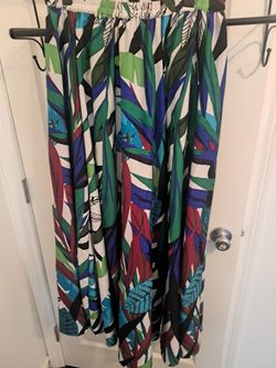 Leaf Print Maxi Skirt