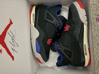 Jordan 4s