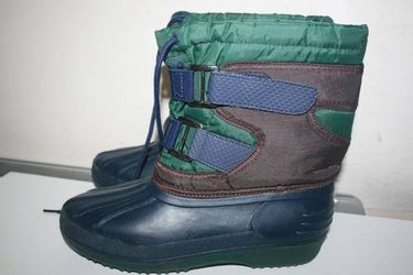 Women's Snow boots, green/navy colors, Size 6