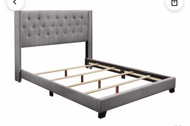 Queen bed frame/ mattress and box