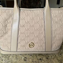 Michael Kors Luisa Medium Monogram Satchel