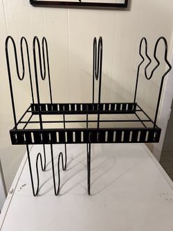 New Black Metal Adjustable Rack 
