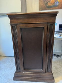 Wine Cabinet with Stemware Storage