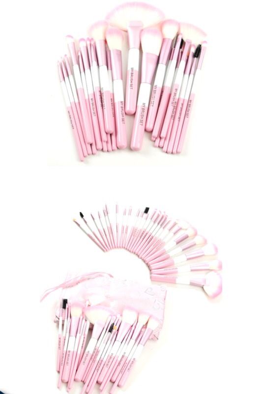 Professional makeup brush set