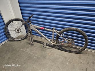 Rock Shock Specialized
Mountain Bike
