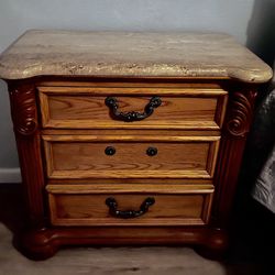 Beautiful Marble End Tables For Bedroom