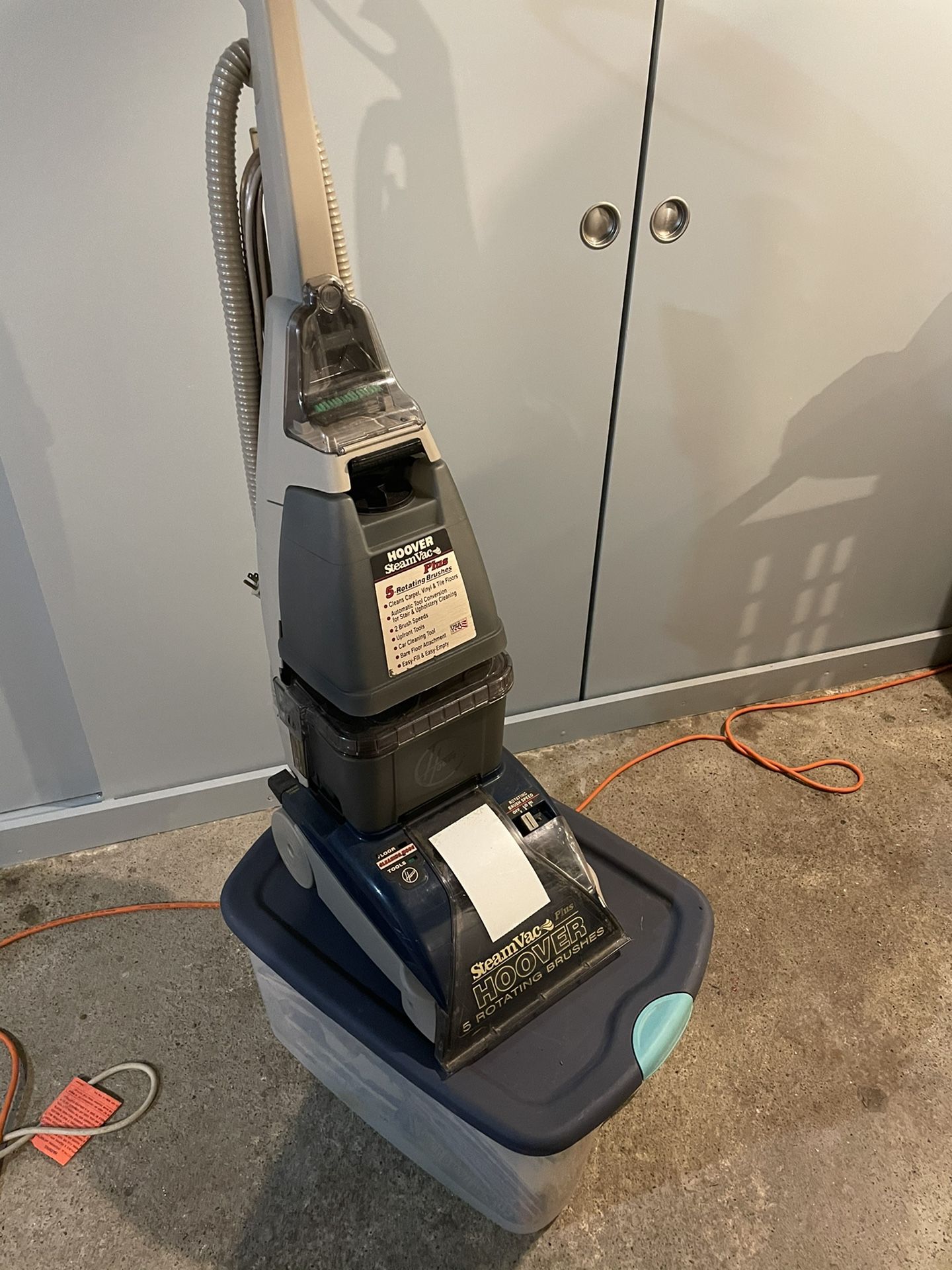 Hoover Steam Vac Plus USA Carpet Cleaner for Sale in Torrington, CT