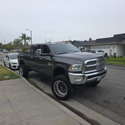 2016 Dodge Ram 2500 4x4  Diesel Longhorn Laramie 