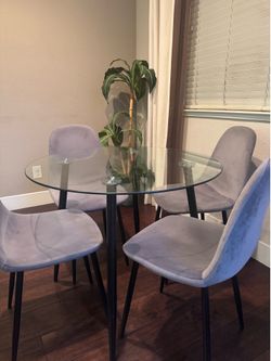 Round Glass Dining Table + 4 Velvet Chairs * Contemporary Dining Set – Excellent Condition