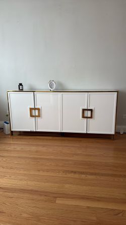 Entertainment Stand 71x16x31