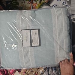 Threshold Twin Twin XL Comforter Set