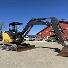 MINI EXCAVATOR