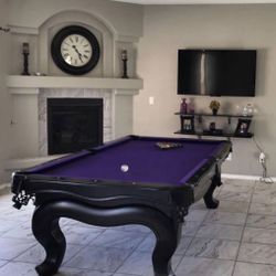 Pool Table ( Free Delivery & Set Up ) 