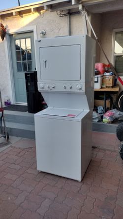Stackable washer gas dryer