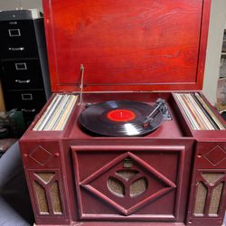 Thomas Pacconi Classics Record Player