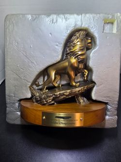 Simba Lion King 20 Years Service Award Disney Bronze Statue - Cast Member