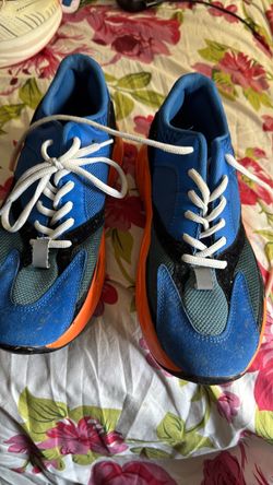 Sneakers size 8 1/2