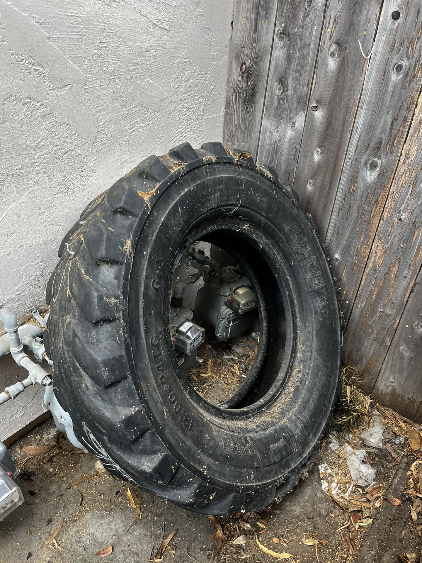 Very Large CrossFit workout tire $25obo