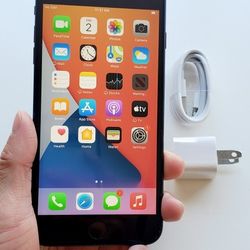 iPhone 7 Plus - UNLOCKED - Like New 