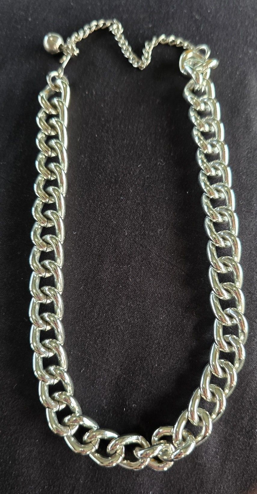 Vtg. Choker 16" Necklace Silver Tone Pre-owned