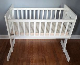 Cradle Bassinet for infants